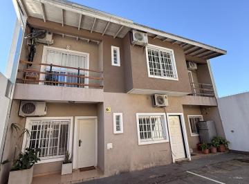 Casa · 90m² · 3 Ambientes · 1 Cochera · Venta Duplex en Munro - 3 Ambientes con Cochera, Patio, Parrilla, Jardín, Apto Crédito