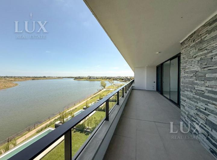 Departamento · 142m² · 4 Ambientes · 2 Cocheras
