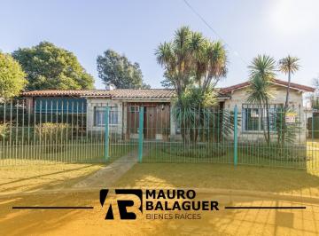 Casa · 170m² · 5 Ambientes · 1 Cochera · Casa 3 Dorm. en Rotonda en Ciudad Evita Apto Crédito