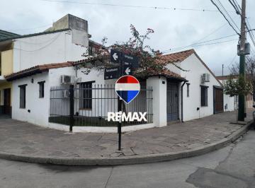 Casa · 92m² · 6 Ambientes · 1 Cochera · Venta Casa Macrocentro Remodelada