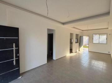 Casa · 125m² · 3 Ambientes · 2 Cocheras · Vendo Duplex 2 Dorm. a Estrenar Barrio Los Naranjos