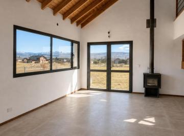 Casa · 136m² · 2 Dormitorios · Venta de Casa 2 Dorm. - Las Marias del Valle - San Martin de Los Andes