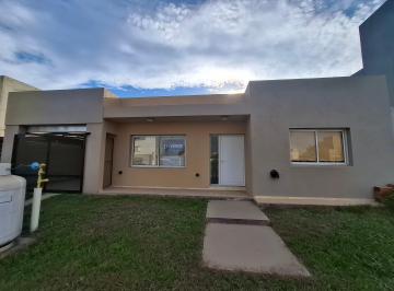 Casa de 6 ambientes, Río Ceballos · Se Vende Casa 2 Dorm. Villa Catalina