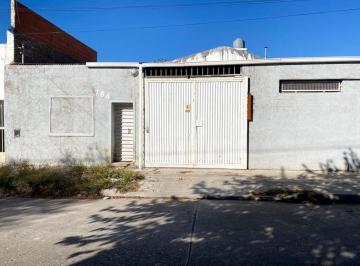Bodega-Galpón · 160m² · Galpon en Venta 160 m² Cubiertos Barrio Jardin