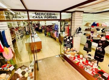 Local comercial · 220m² · 1 Cochera · Local en Venta - Recoleta