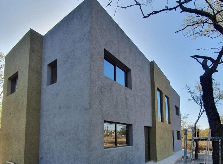 Casa · 100m² · 4 Ambientes