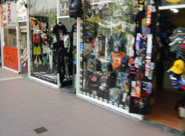 Local comercial · 67m² · Hermoso Local 3 Plantas 67 m 2 en El Corazon Once Galeria Imperial 35 m Av Corrientes