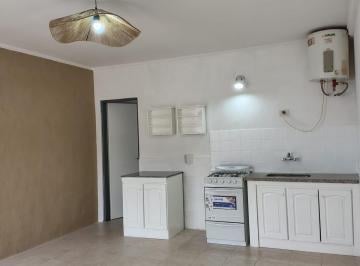 Departamento · 44m² · 2 Ambientes · 1 Cochera · Alquiler Duplex 2 Ambientes Amplios, 1 Habitacion, Cocina - Comedor, Baño, Patio y Cochera