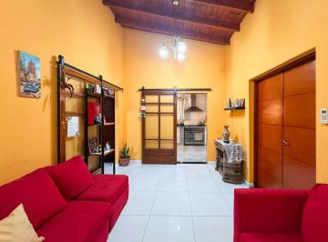 Casa · 60m² · 2 Ambientes · 3 Cocheras · Casa - 2 Ambientes - Ituzaingo