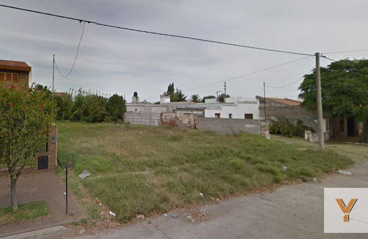 Terreno · 450m²