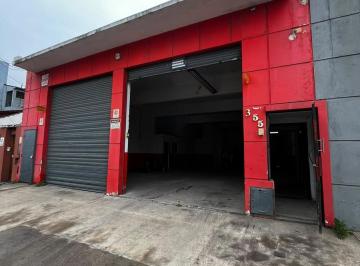 Bodega-Galpón · 300m² · Galpón en Las Avs