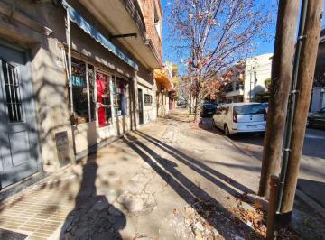 Local comercial · 45m² · Local Comercial en Venta Real Oportunidad a Pasos del Tren