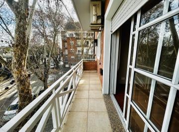 Departamento · 67m² · 3 Ambientes · 1 Cochera · Departamento Muy Luminoso con Cochera Fija Cubierta