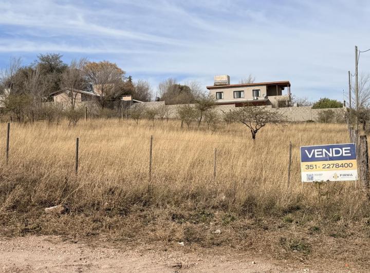 Terreno · 932m²