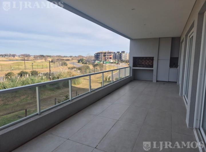 Departamento · 107m² · 4 Ambientes · 2 Cocheras