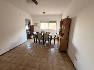 Departamento · 45m² · 3 Ambientes · 1 Cochera · Departamento de 1 Dormitorio en Venta Sobre Av San Martín
