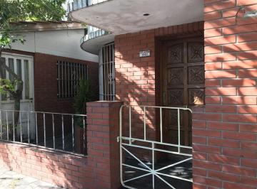 Casa · 95m² · 3 Ambientes · Casa Americana en Una Planta Muy Solida Zona Colegio Ward, Villa Sarmiento