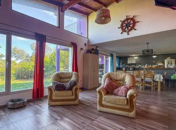 Casa · 196m² · 5 Ambientes · 1 Cochera · Venta Casa 5 Ambientes en Pl San Carlos 4c del Mar