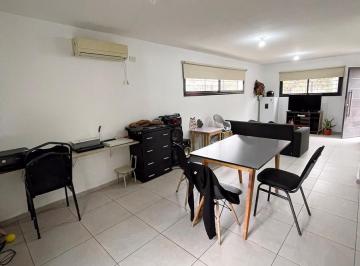Casa · 85m² · 2 Ambientes · 1 Cochera · Tu Duplex Ideal - Dos Dorm - Moderno