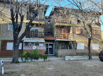 Departamento · 90m² · 5 Ambientes · 2 Cocheras · Departamento en Longchamps