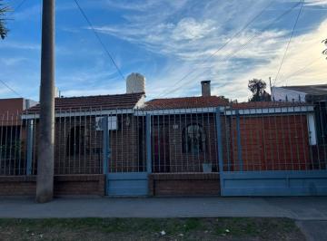 Casa de 3 ambientes, Córdoba · Casa y Departamento en Venta - Barrio Los Gigantes