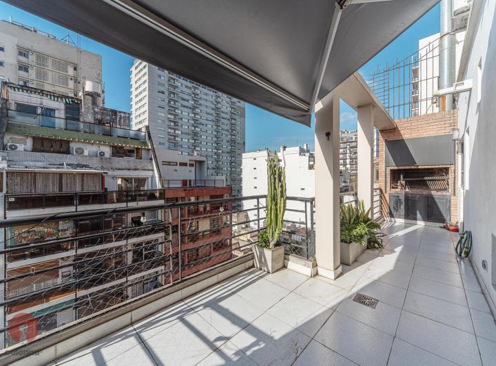 Duplex 3 Ambientes, Muy Luminoso, Balcón Terraza con Parrilla, Cochera, Belgrano Límite C/ Nuñez