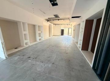 Local comercial · 137m² · 1 Ambiente · Tu Marca Merece Estar Aquí