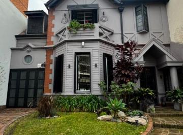 Casa de 7 ambientes, Villa Devoto · Casa Siete Ambientes en Venta