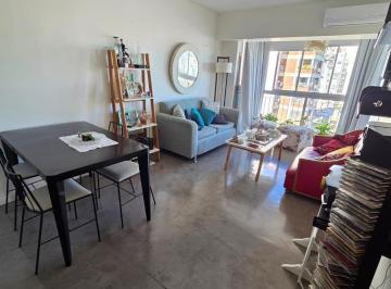 Departamento · 56m² · 3 Ambientes · Venta. 3 Ambientes. Frente Al Parque Centenario. Reciclado. Villa Crespo.