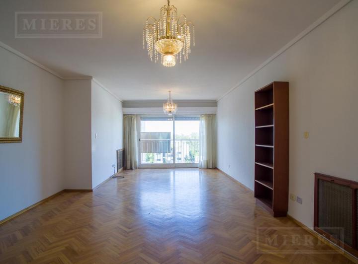 Departamento · 156m² · 4 Ambientes · 2 Cocheras