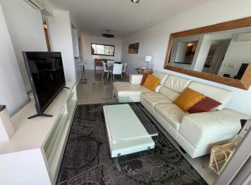 Departamento · 85m² · 3 Ambientes · Departamento en Alquiler - Punta del Este - Parada 6 de La Brava
