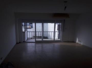 Departamento de 3 ambientes, Almagro · Venta Departamento 3 Ambientes Dos Baños 60 m² Balcón Al Frente