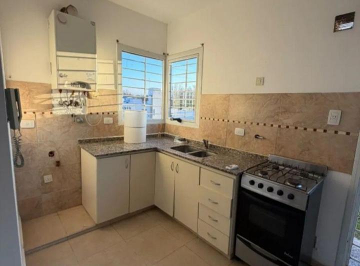 Departamento · 60m² · 2 Ambientes · 1 Cochera