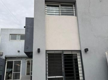 Casa de 6 ambientes, Vicente López · Florida m Casa 2 Plantas 4 Dor/pileta /parrila Muy Buen Estado U$s 410.000