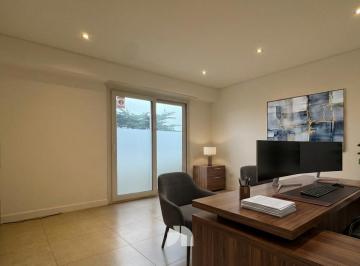Oficina comercial · 28m² · 1 Ambiente · Oficina con Balcón en Alquiler, con Mes de Gracia. Zona Juan B Justo.