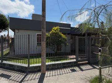 Casa de 9 ambientes, Córdoba · Venta Hermosa Casita en PH, Reciclada a Nueva. Bº Resid America