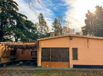Quinta vacacional · 2700m² · 3 Ambientes · 1 Cochera · Quinta en San Jacinto