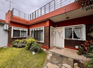 Casa · 59m² · 3 Ambientes · 1 Cochera · Venta Casa 3 Ambientes, Carapachay