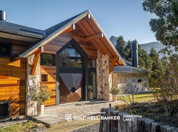 Casa · 410m² · 7 Ambientes · Exclusiva Casa en Arelauquen