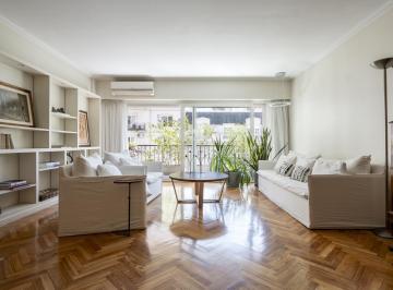 Departamento · 122m² · 5 Ambientes · 1 Cochera · Departamento 4 Ambientes, en Venta. Piso Alto, Balcón Corrido y Cochera en Recoleta