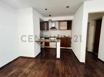 PH · 63m² · 3 Ambientes · Diag. 73 Entre 6 y Plaza Rocha - PH de Dos Dorm. en Alquiler