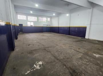 Bodega-Galpón · 180m² · Galpon en Alquiler Mansilla 5313 Wilde