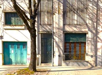 Casa de 4 ambientes, La Plata · Particula Alquila - Casa 3 Dorm.
