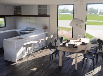 Casa · 186m² · 4 Ambientes · 1 Cochera · Terreno en Rumencó Joven