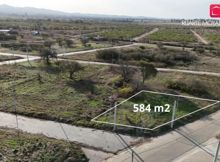 Terreno · 584m²