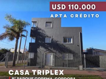 Casa · 100m² · 4 Ambientes · 1 Cochera · Venta Casa Triplex de 2 Dorm. con Cochera Apto Crédito en Parque Corema - Córdoba
