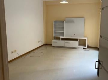 PH · 55m² · 3 Ambientes · Devoto - Alquiler 3 Amb + Patio - 1° Piso por Escalera