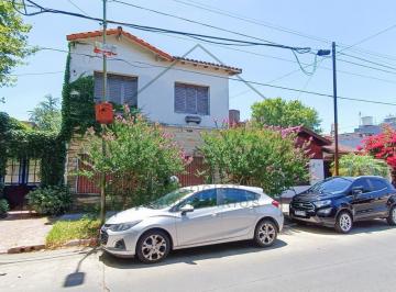 Casa · 200m² · 5 Ambientes · 1 Cochera · Casa en Venta B. Guemes Haedo 3 Dorm. Jardin y Parrilla a Refaccionar