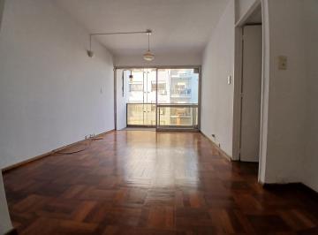 Departamento · 65m² · 4 Ambientes · Venta Departamento 4 Ambientes Balcon en Colegiales!