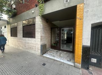 Departamento · 38m² · 2 Ambientes · Artigas 900 m, Oportunidad Departamento 2 Ambientes con Escritorio en Flores